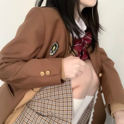 不可爱的她